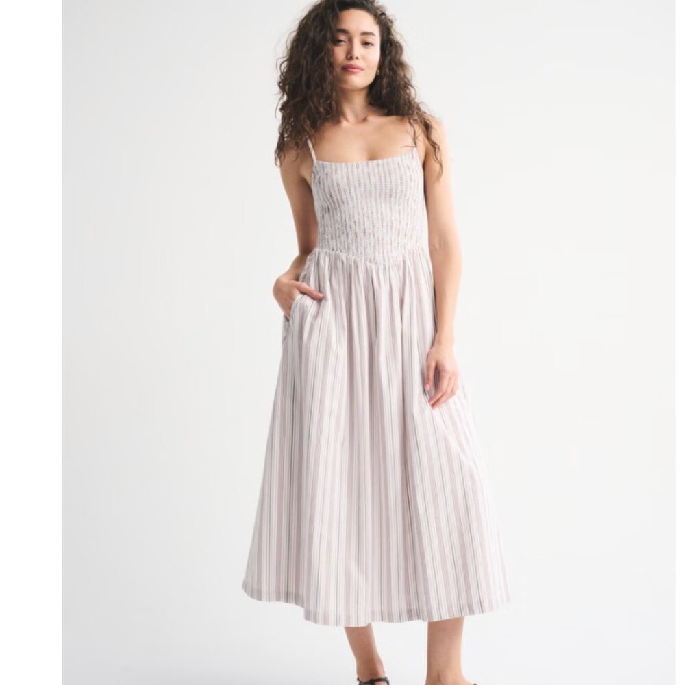 Abercrombie & Fitch Dipped-Waist Smocked Midi Dress sz L